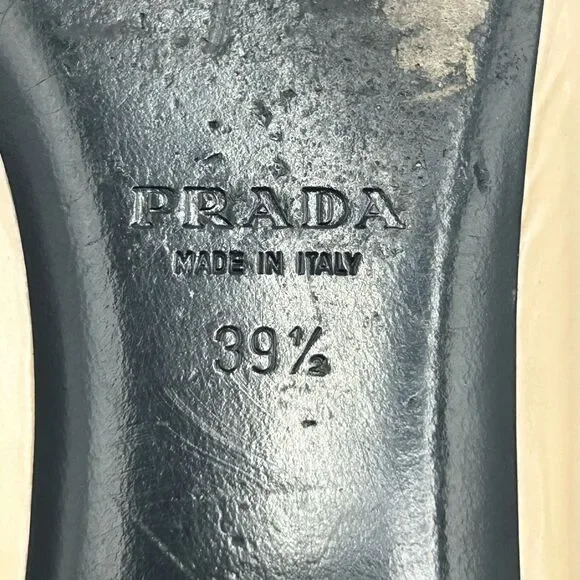 Prada Beige Black Leather Ballet Flats Slip On Size 39.5 Bow Accent Cap Toe